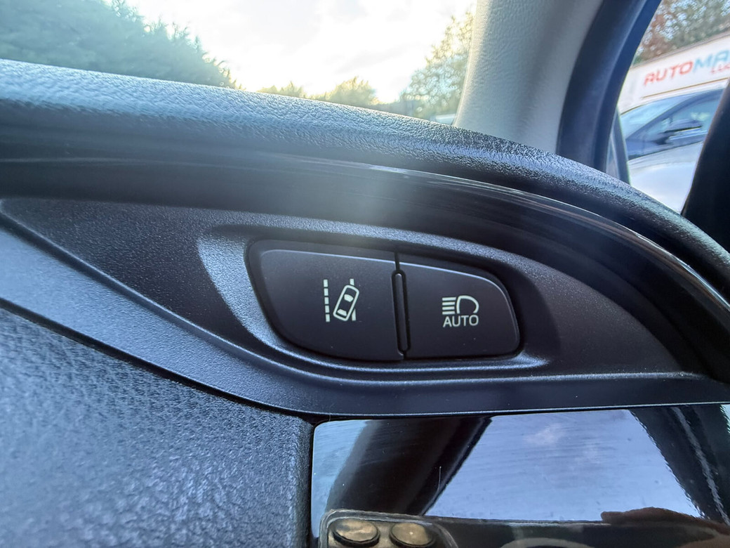 2018 Toyota Vitz