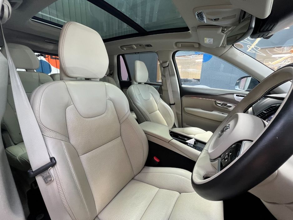 2022 Volvo XC90