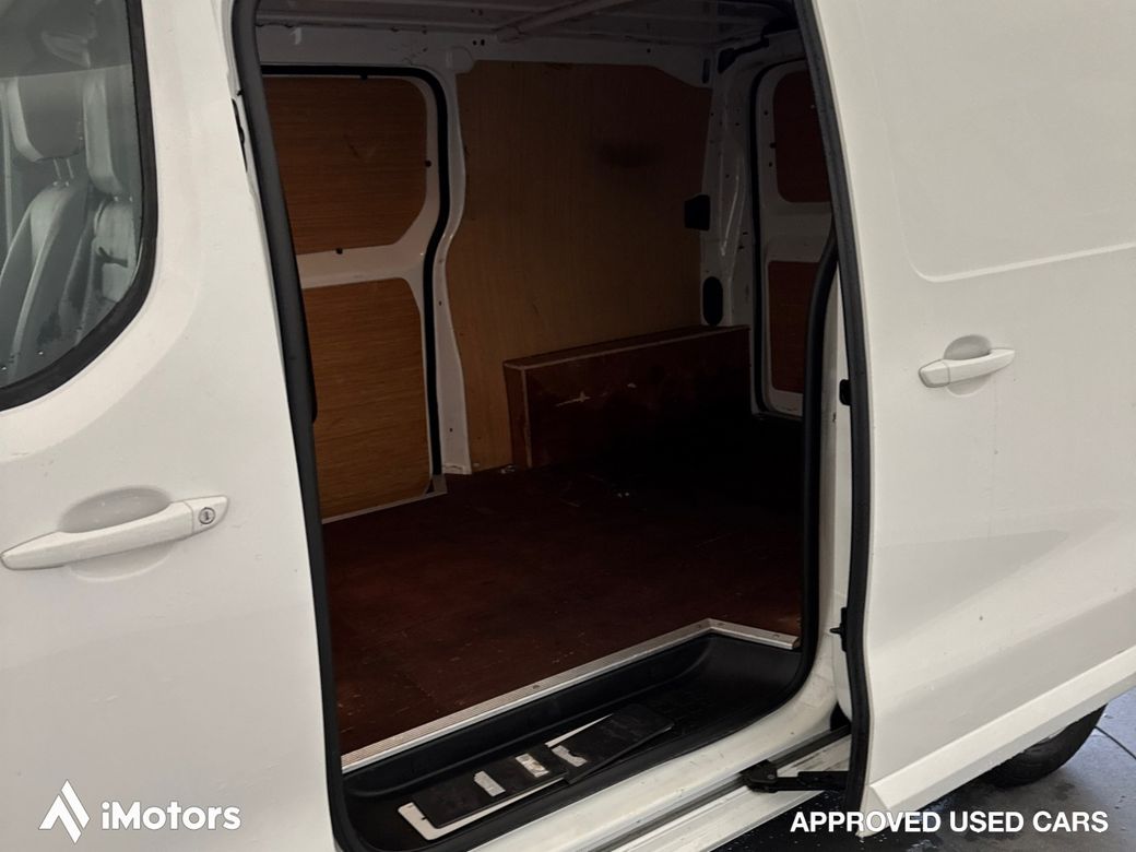 2021 Vauxhall Vivaro