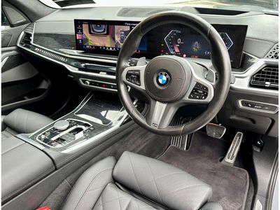 2024 BMW X7