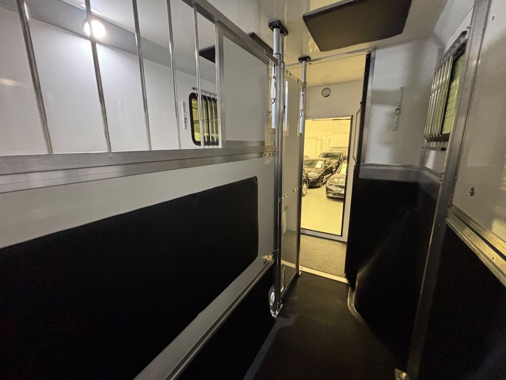 2020 Renault Master