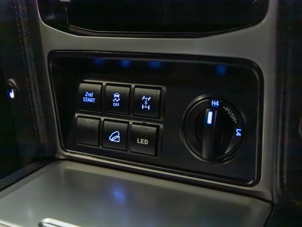 2024 Toyota Landcruiser