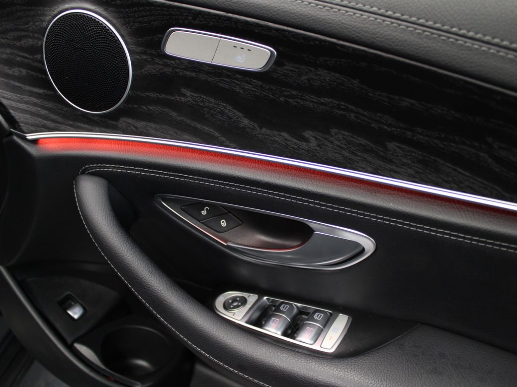 2021 Mercedes-Benz E 300