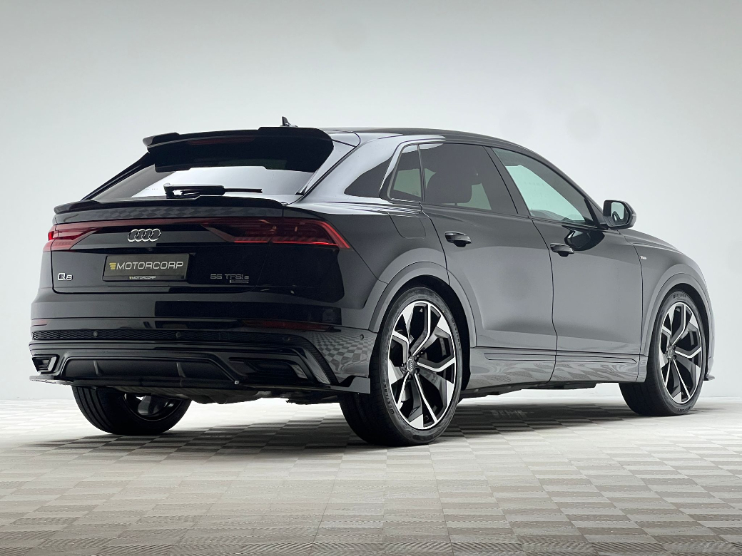 2023 Audi Q8