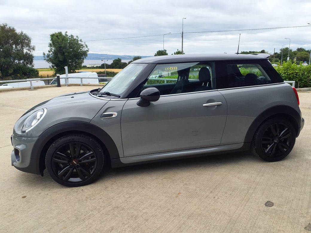2017 Mini Cooper
