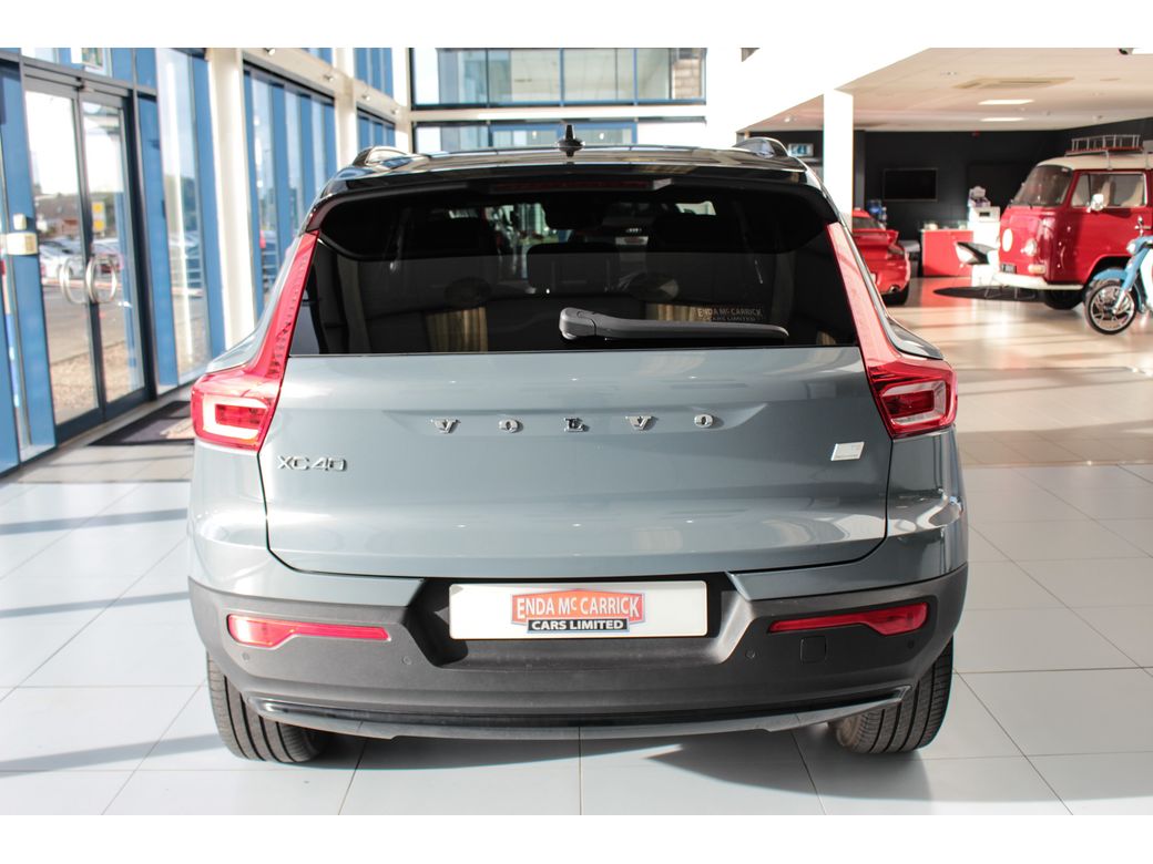 2021 Volvo XC40