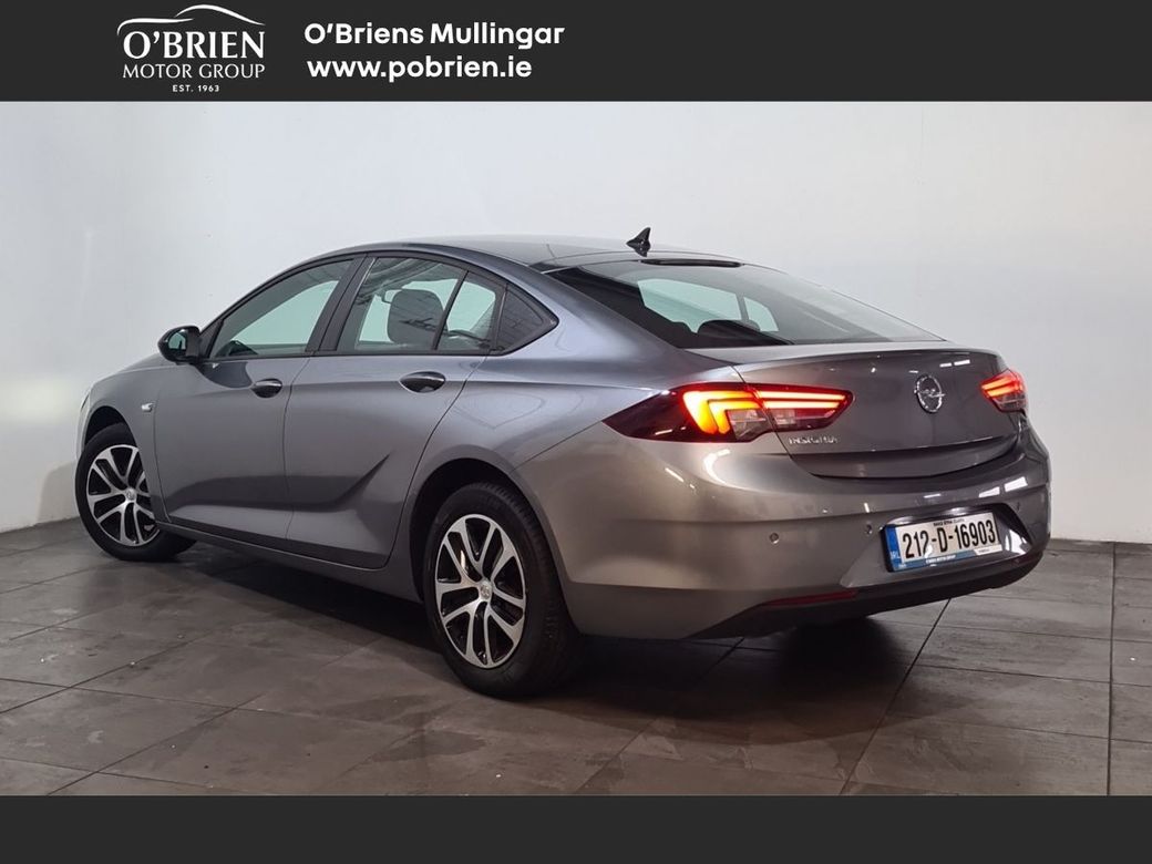 2021 Opel Insignia