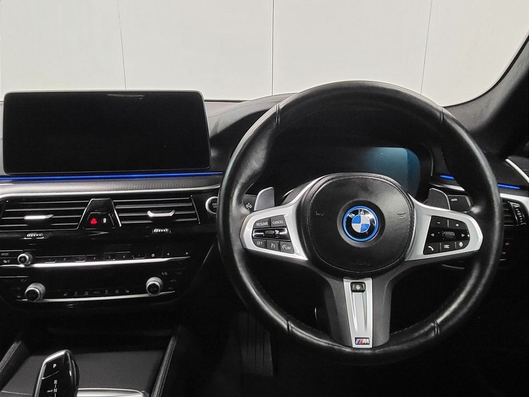 2022 BMW 5 Series