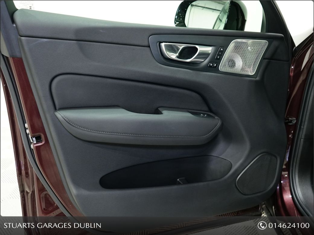 2025 Volvo XC60