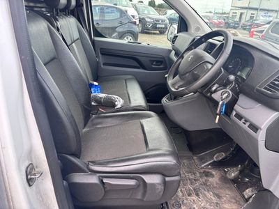 2022 Peugeot Expert