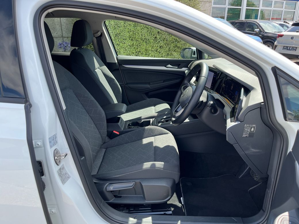 2024 Volkswagen Golf