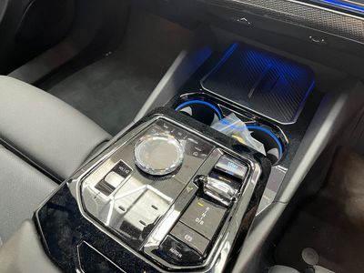 2024 BMW i5