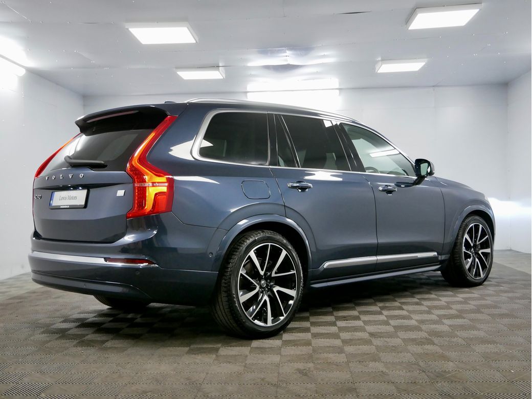 2023 Volvo XC90