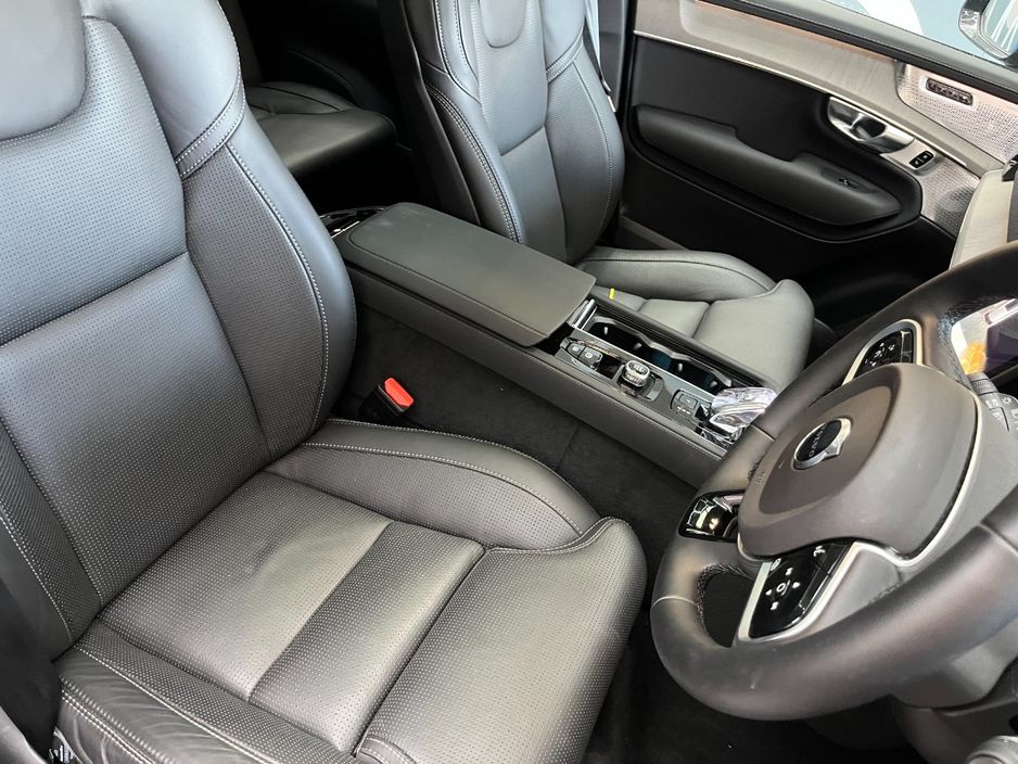 2025 Volvo XC90