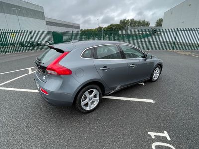 2015 Volvo V40