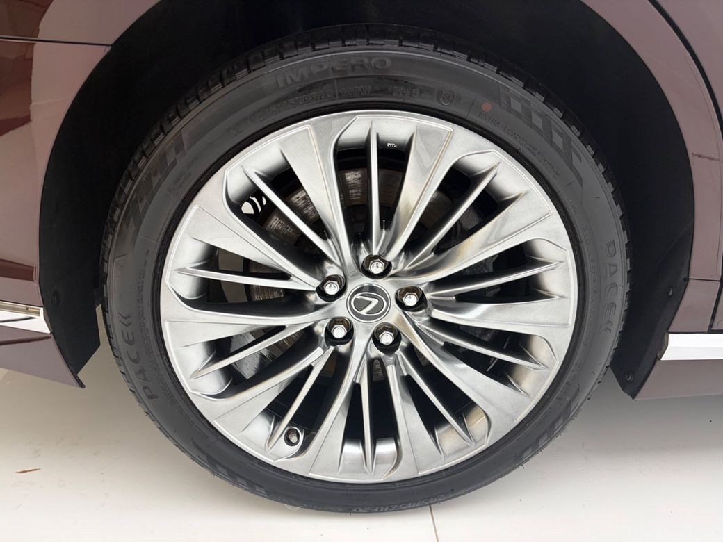2018 Lexus LS