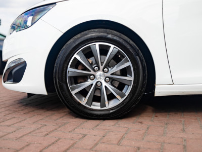 2017 Peugeot 308