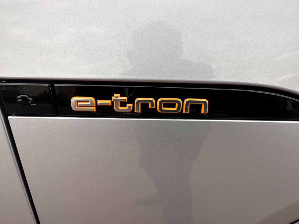 2020 Audi e-tron