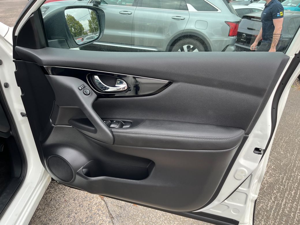 2017 Nissan Qashqai