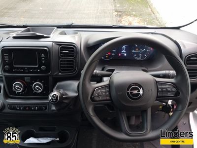 2026 Opel Movano