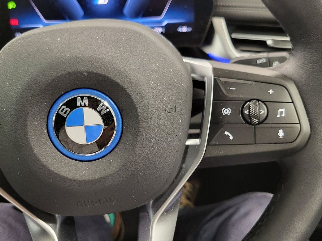 2025 BMW iX1