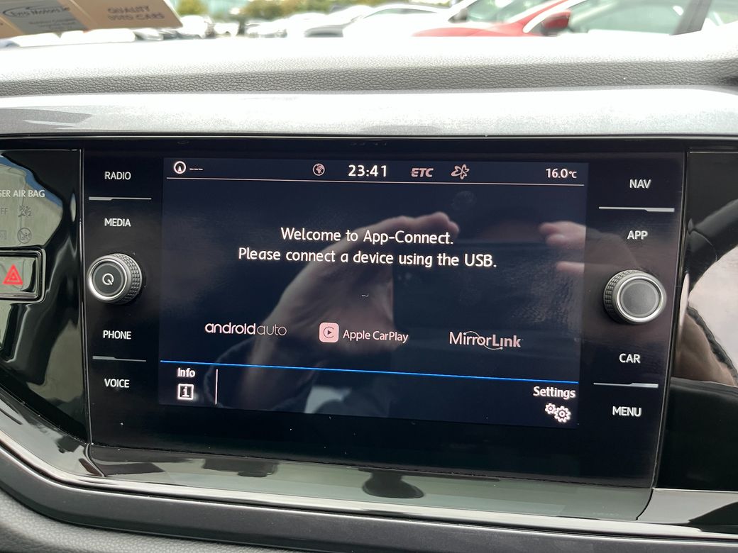 2018 Volkswagen Polo