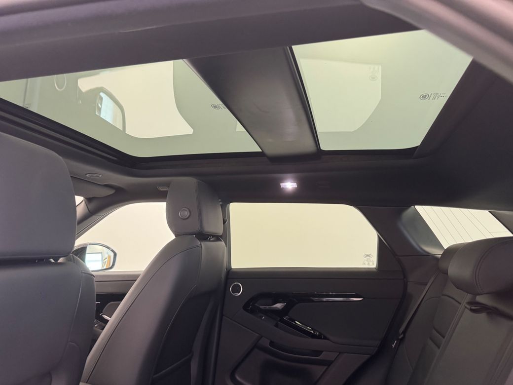 2026 Land Rover Range Rover Evoque