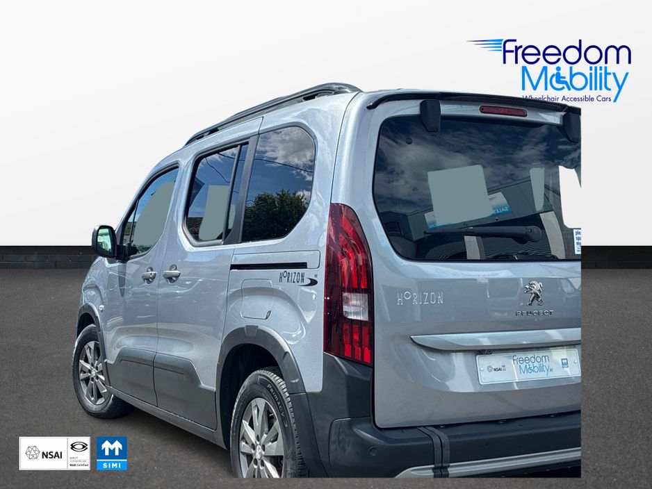 2023 Peugeot Rifter
