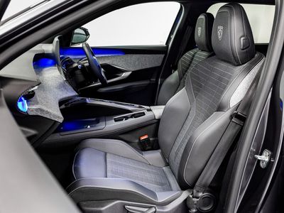 2025 Peugeot 5008