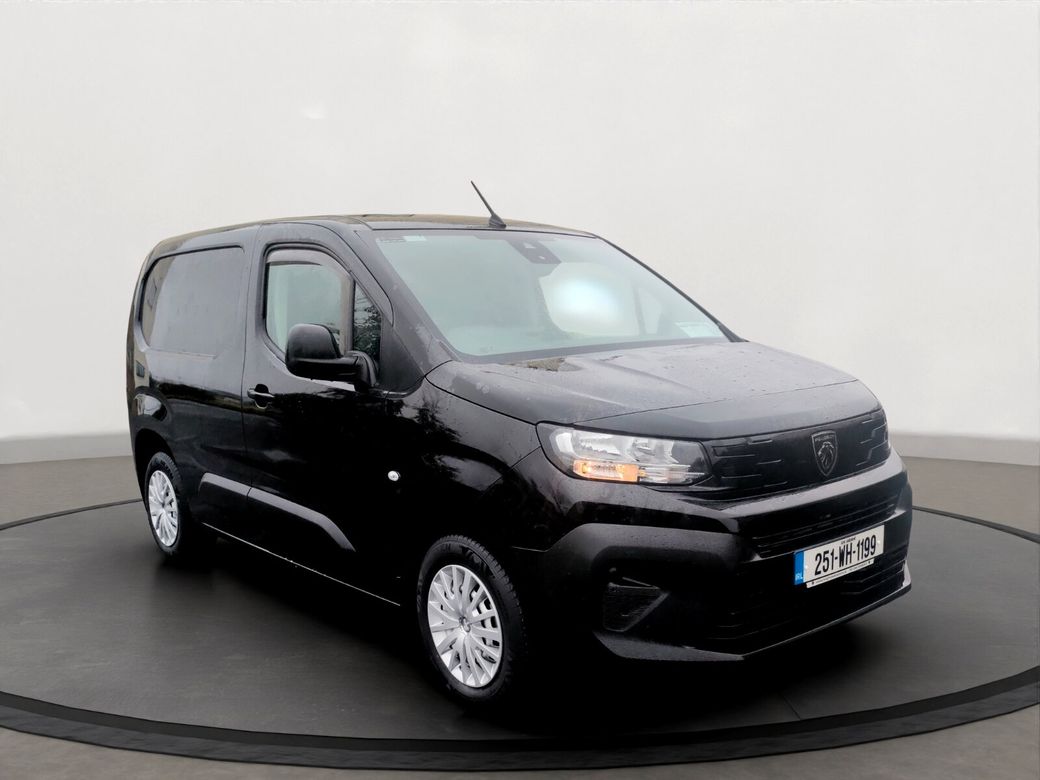 2025 Peugeot Partner