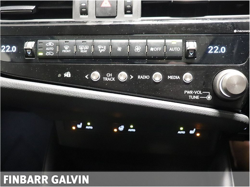 2023 Lexus ES 300h