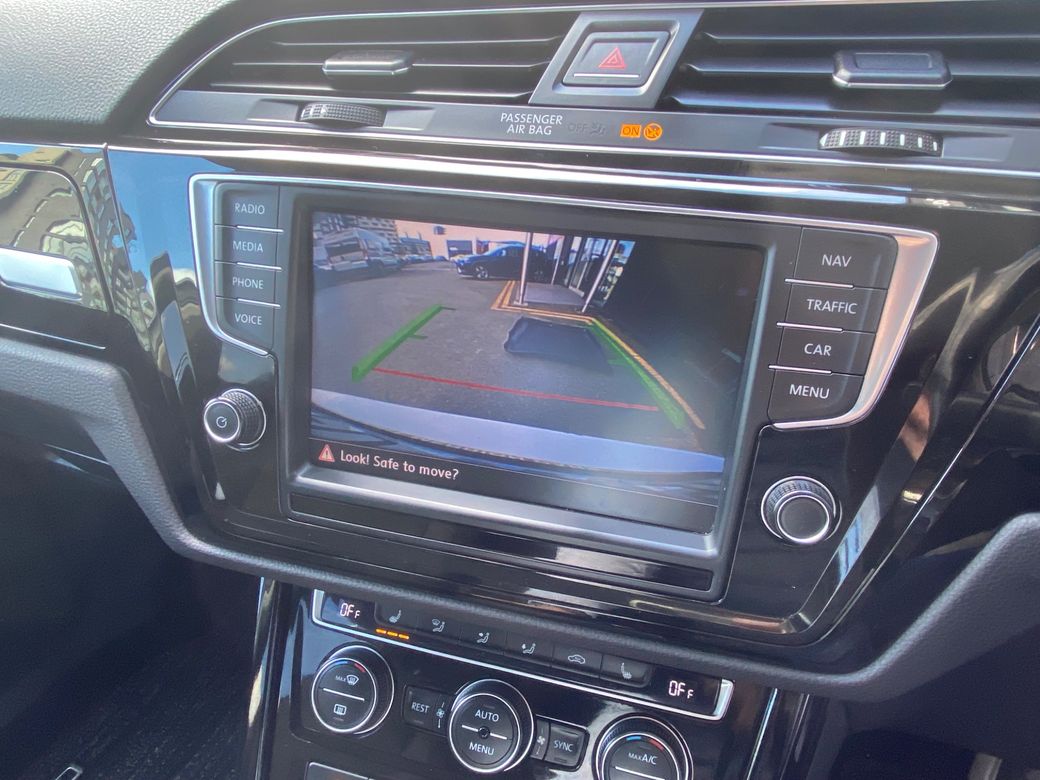 2017 Volkswagen Touran