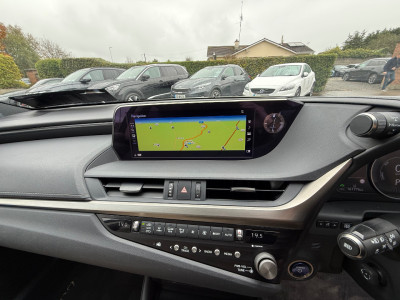2021 Lexus ES 300h