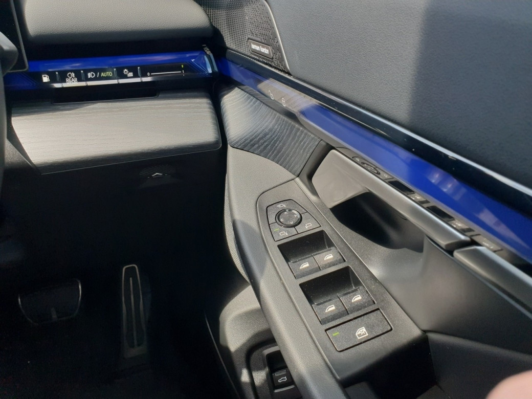 2025 BMW 530