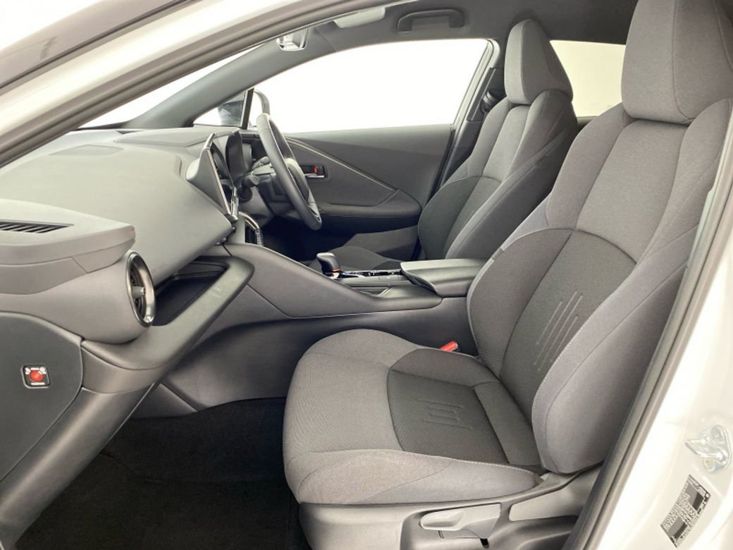 2025 Toyota C-HR