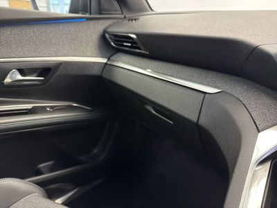 2023 Peugeot 5008