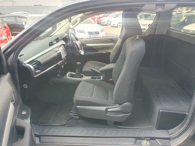 2023 Toyota Hilux