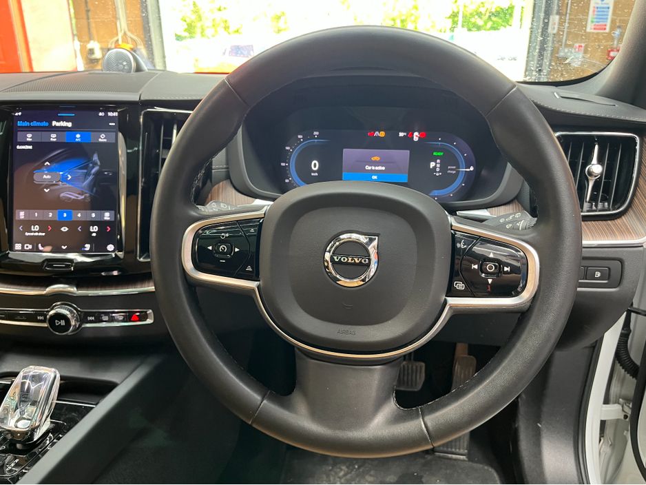 2023 Volvo XC60