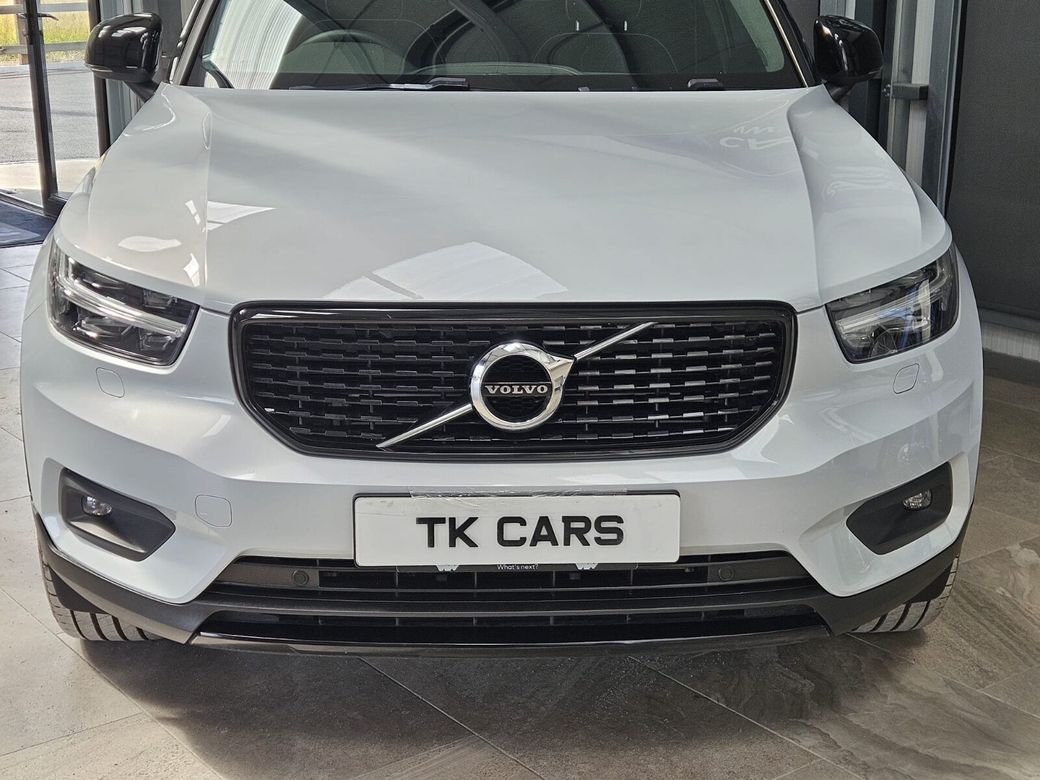 2022 Volvo XC40