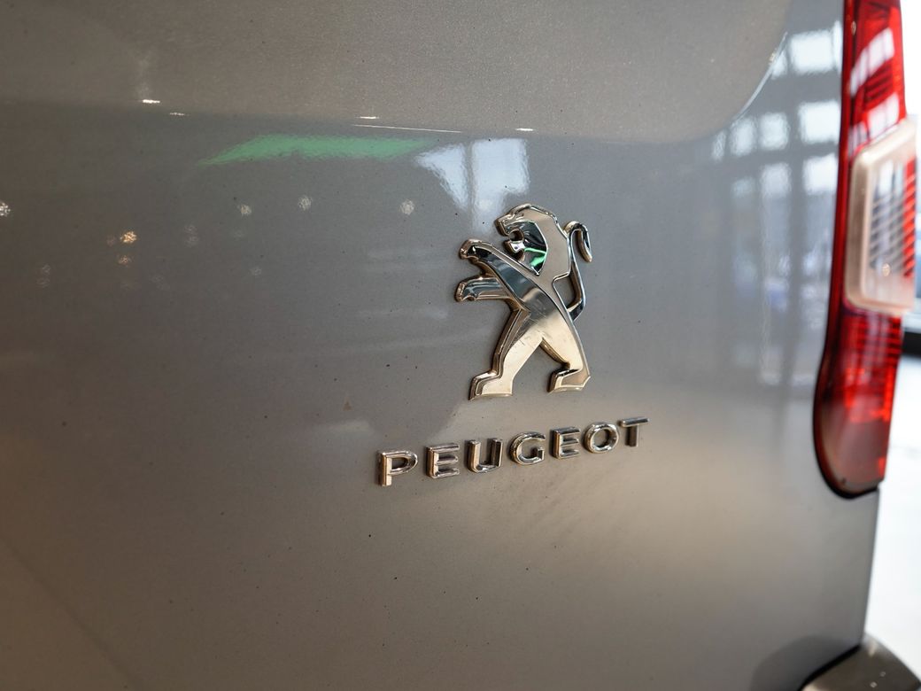2023 Peugeot Partner