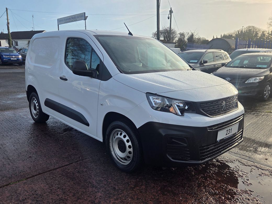 2023 Peugeot Partner