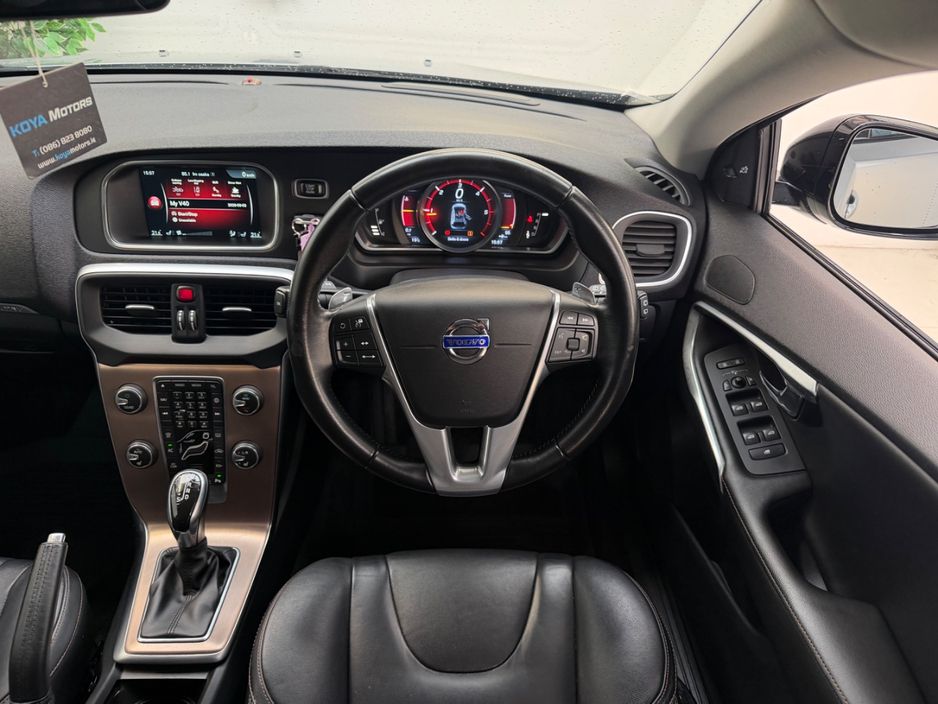 2016 Volvo V40 Cross Country