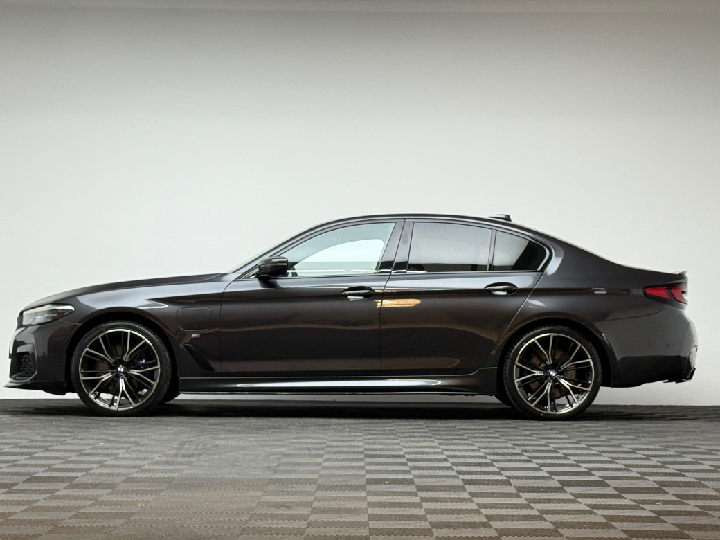 2021 BMW 5 Series