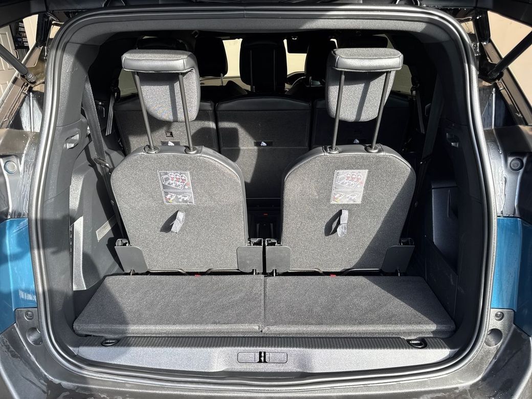 2024 Peugeot 5008