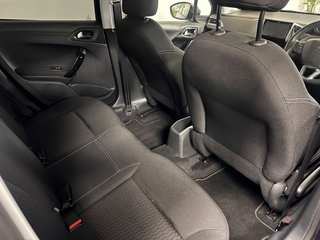 2016 Peugeot 208