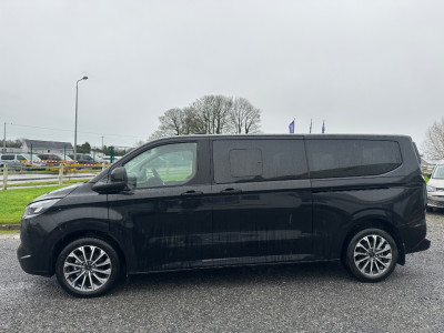 2026 Ford Tourneo Custom