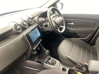 2023 Dacia Duster