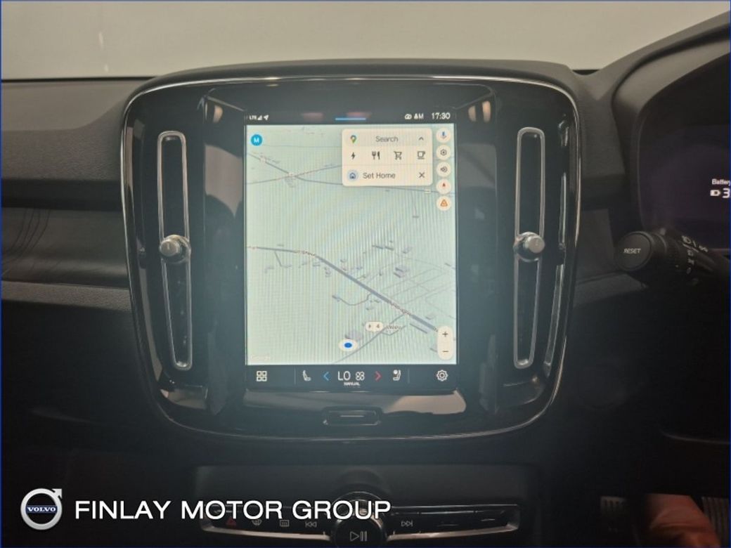 2022 Volvo XC40