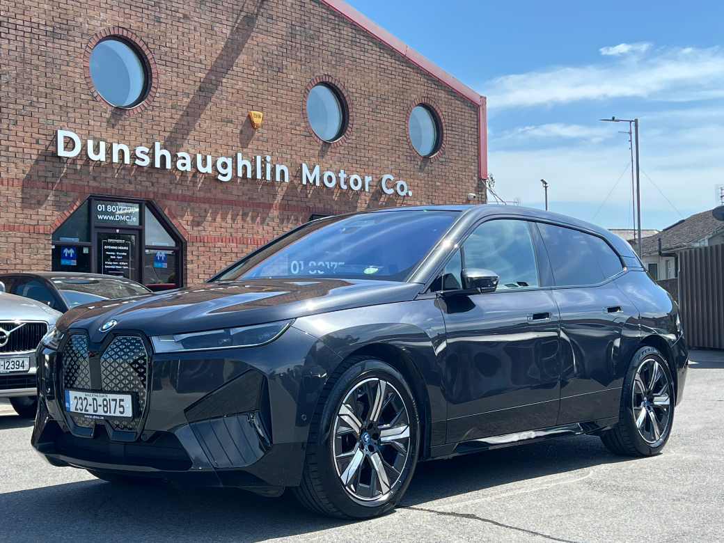 2023 BMW iX