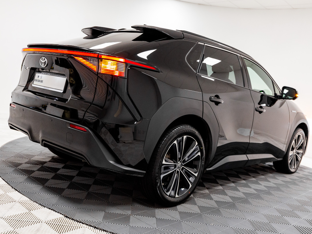 2024 Toyota bZ4X